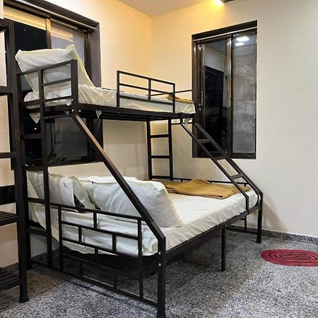 Hotel Happy Land Farm Karjat Esterno foto