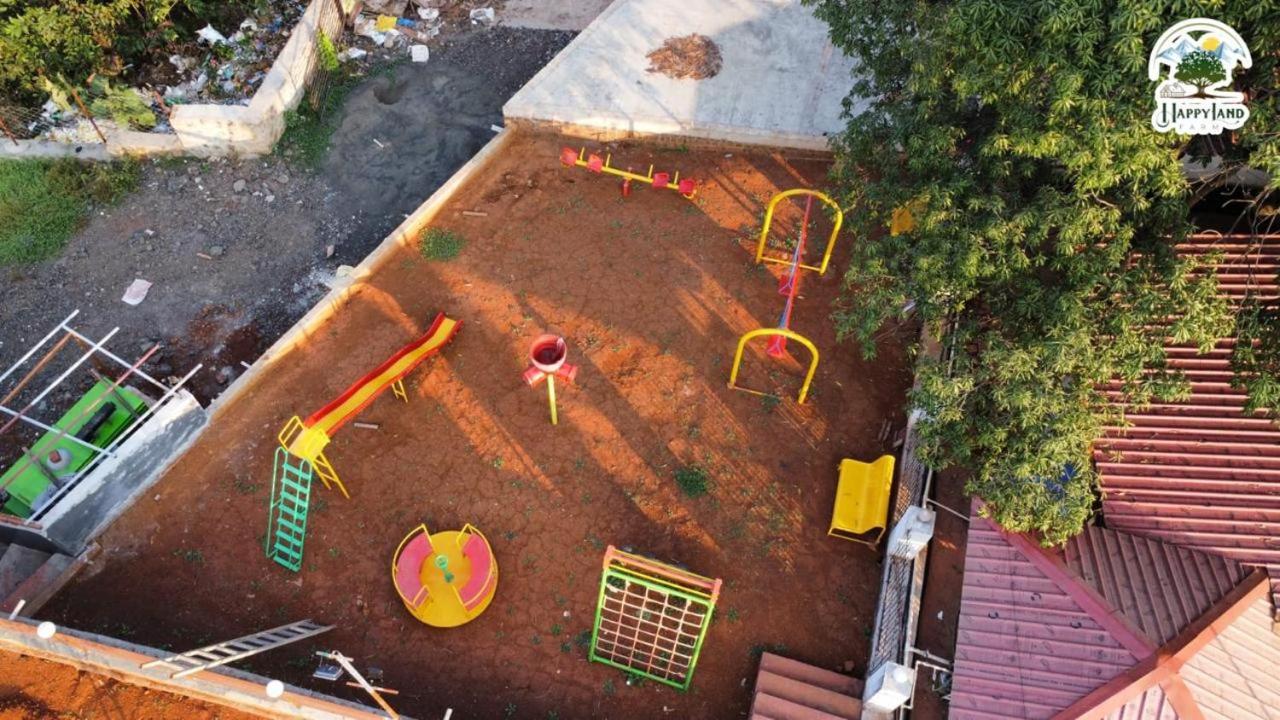 Hotel Happy Land Farm Karjat Esterno foto