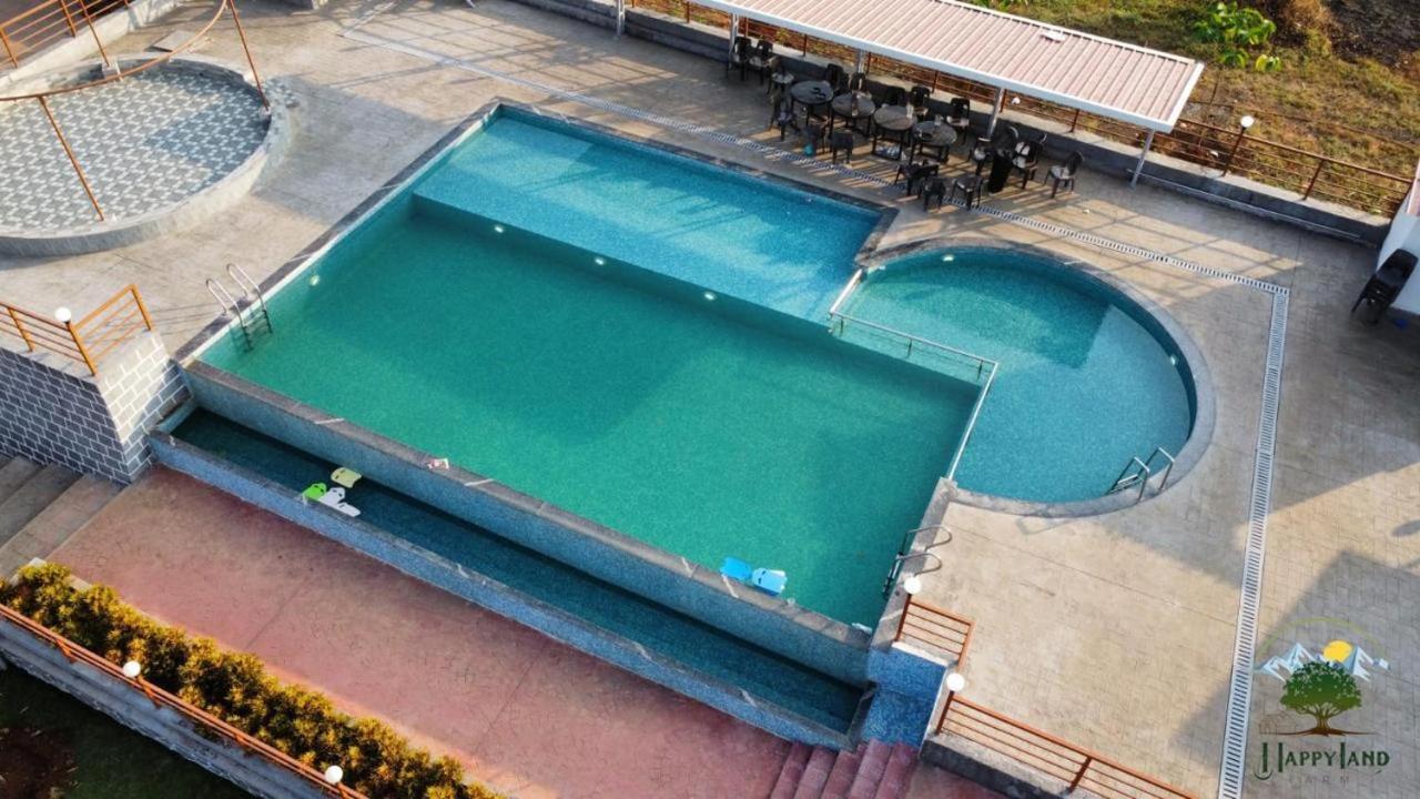 Hotel Happy Land Farm Karjat Esterno foto