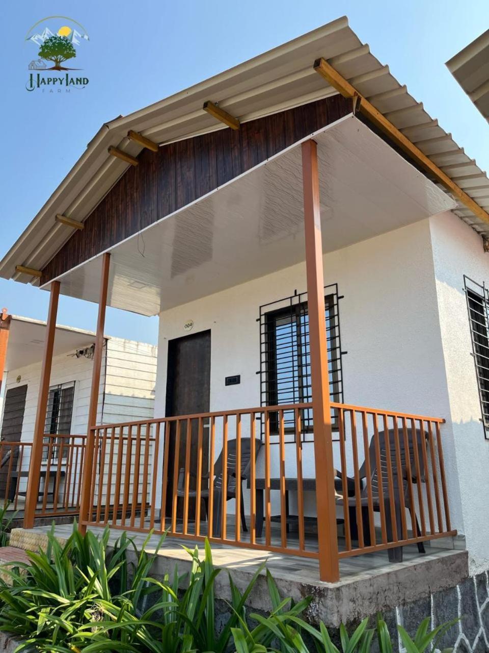 Hotel Happy Land Farm Karjat Esterno foto