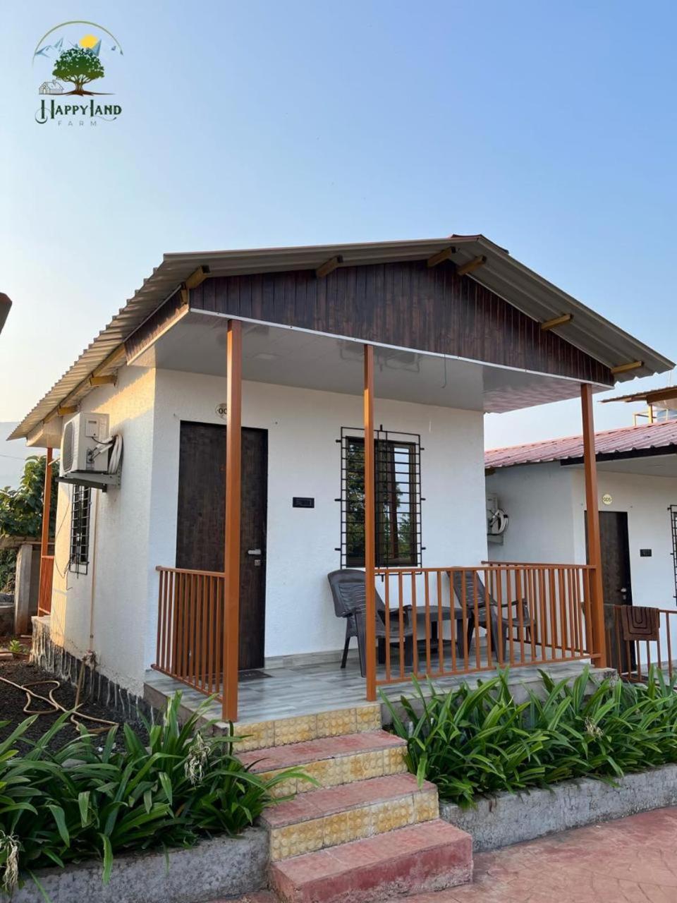 Hotel Happy Land Farm Karjat Esterno foto