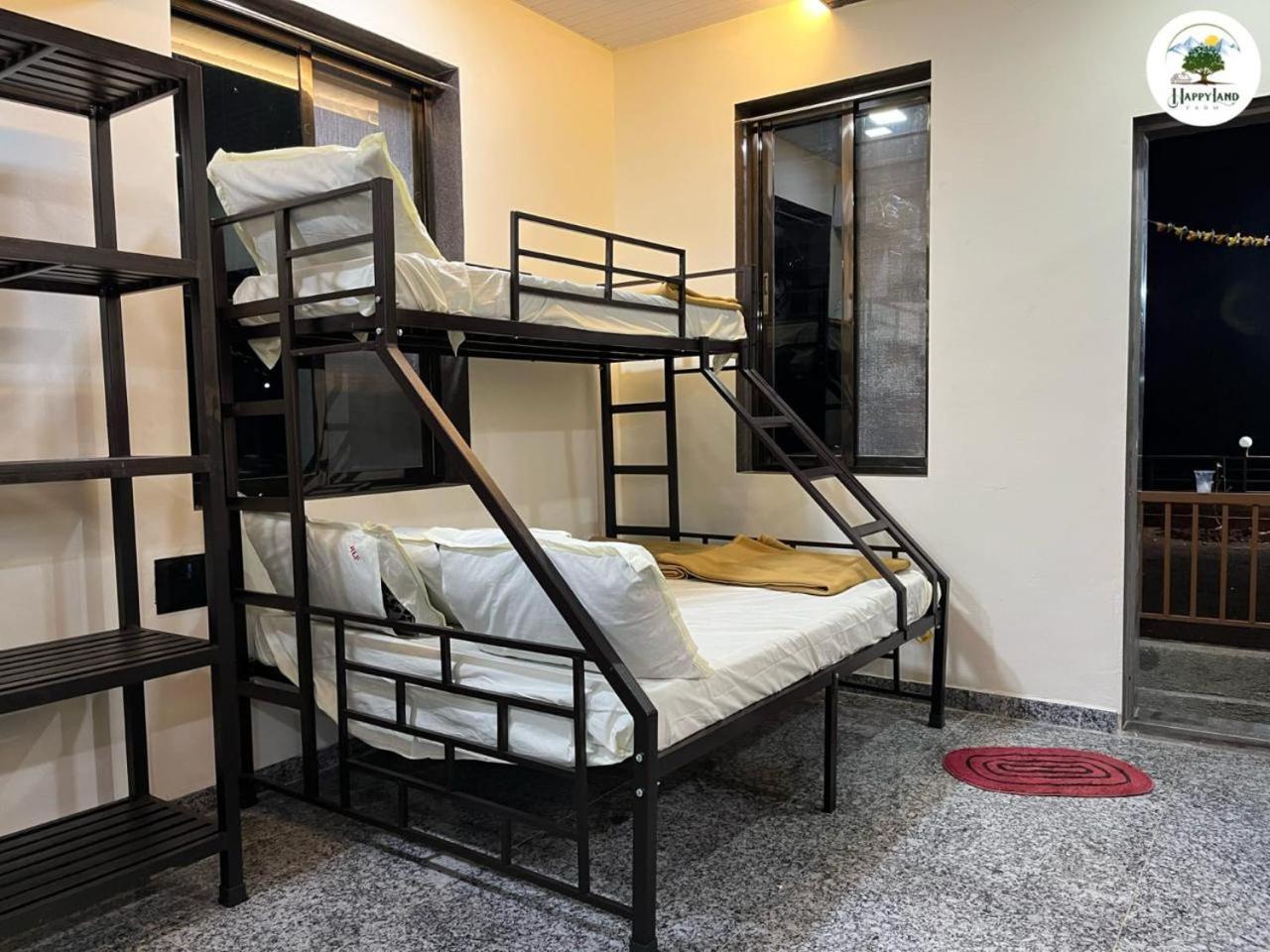 Hotel Happy Land Farm Karjat Esterno foto